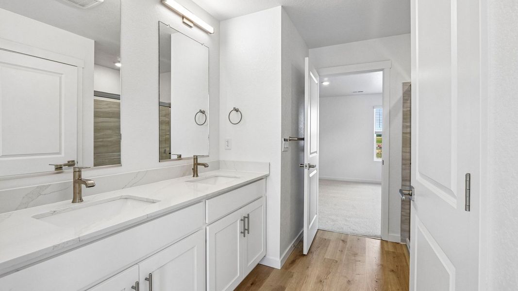 Furnished interior view inside a new home in Prairie Song, Windsor (Image 10).