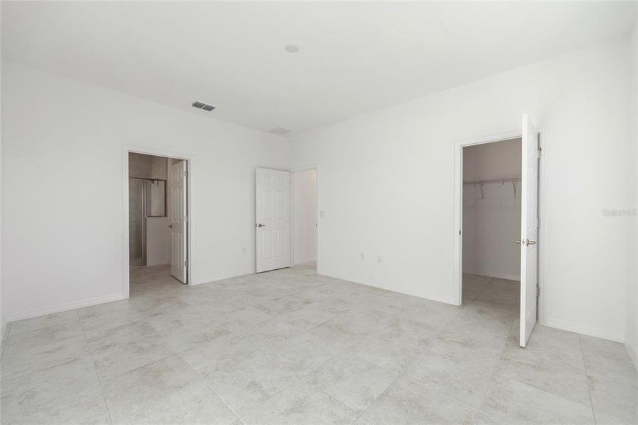 Spacious, unfurnished interior of a new home in Calesa Township, Ocala (Image 33). Spacious, unfurnished interior of a new home in Calesa Township, Ocala (Image 33).