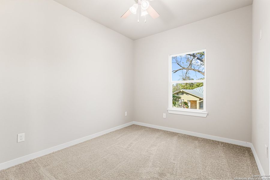 Spacious, unfurnished interior of a new home in , San Antonio (Image 23).