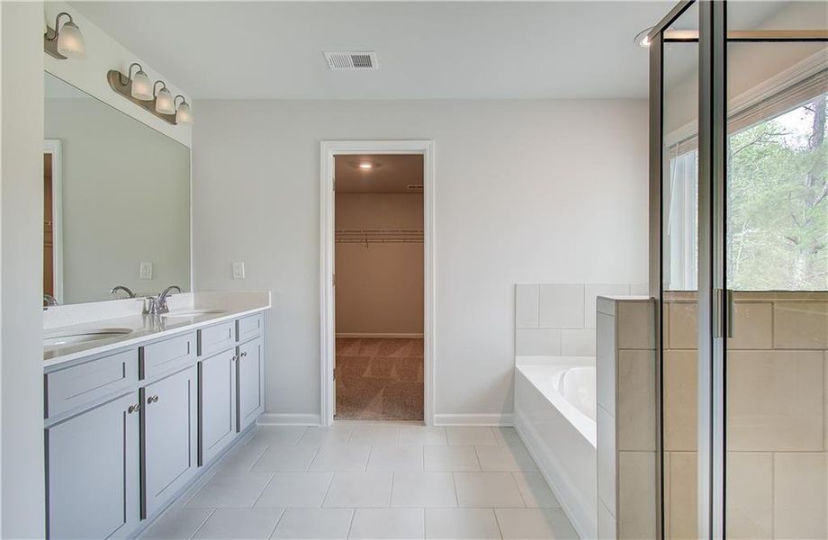 Furnished interior view inside a new home in Cooper Park, McDonough (Image 6).