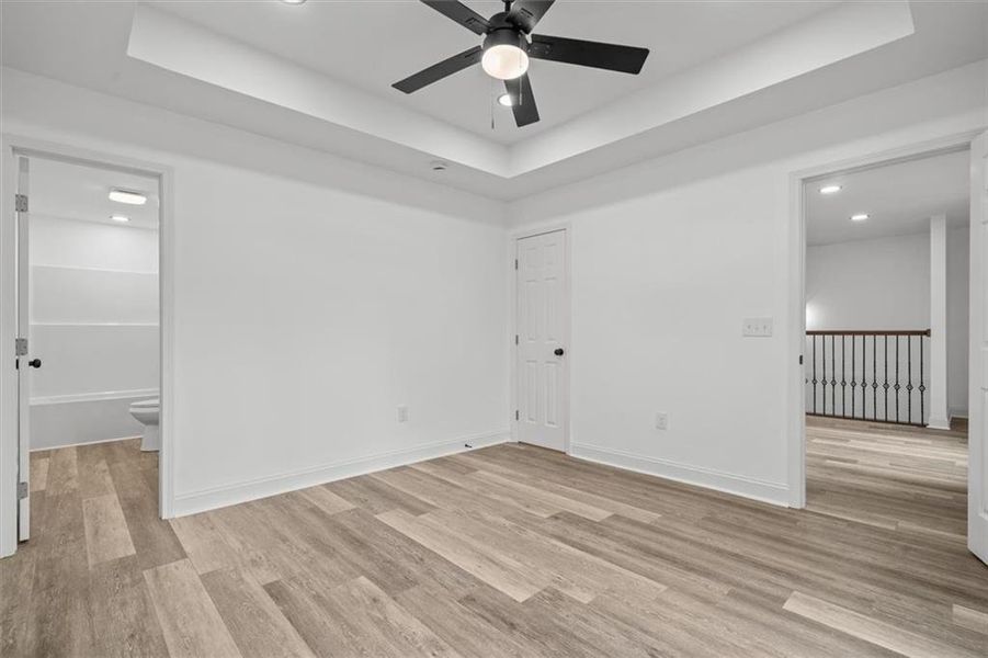 Spacious, unfurnished interior of a new home in , Calhoun (Image 27).