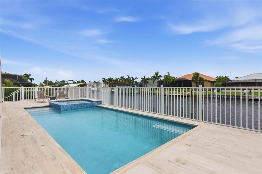 Community amenities in , Port Charlotte (Image 52). Community amenities in , Port Charlotte (Image 52).
