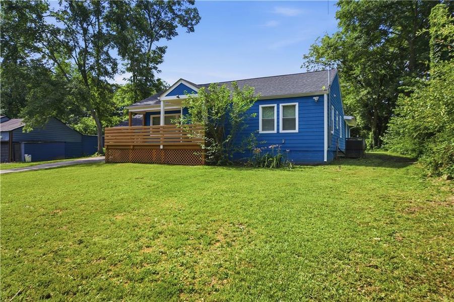Exterior details and patio area of a home in , Decatur (Image 26).