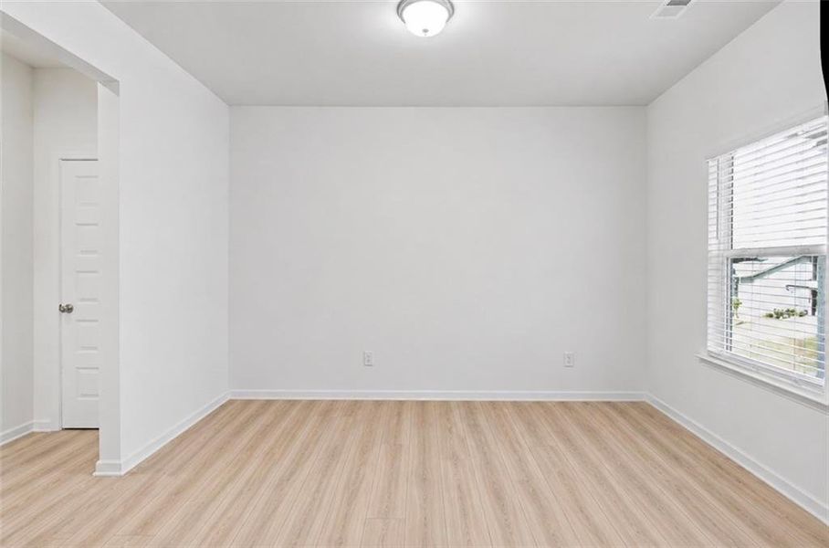 Spacious, unfurnished interior of a new home in Arrington, Adairsville (Image 19).
