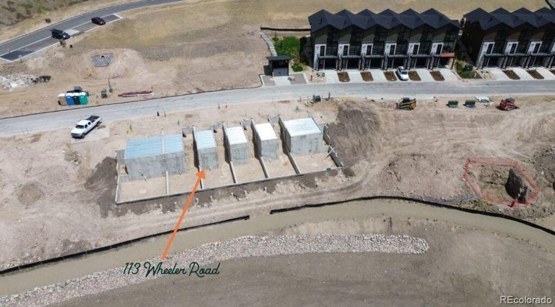 Construction progress! Construction progress!