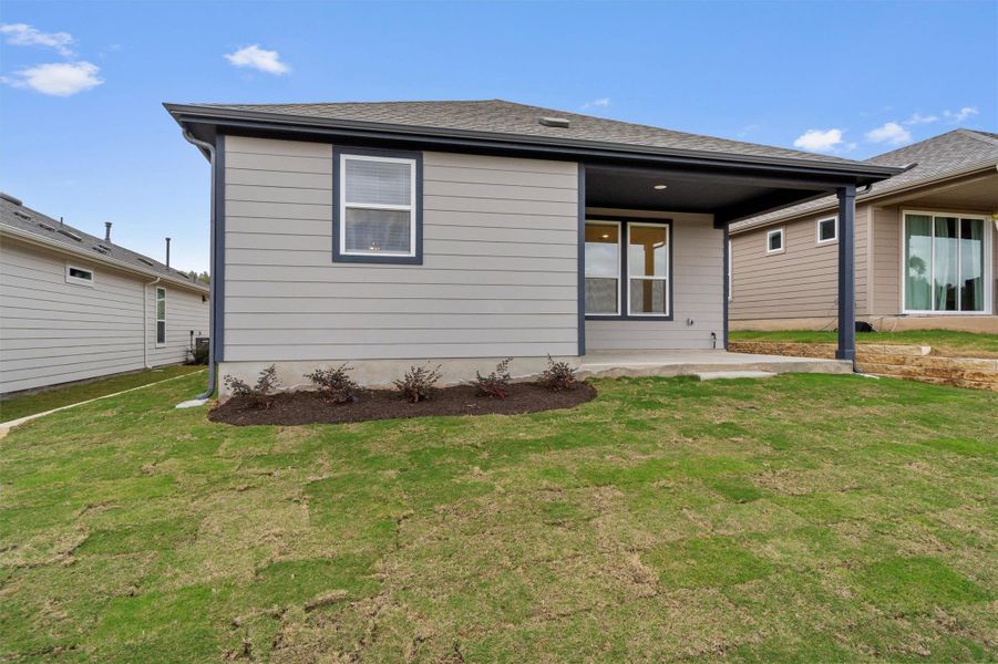 Exterior details and patio area of a home in Sun City Texas, Georgetown (Image 24).