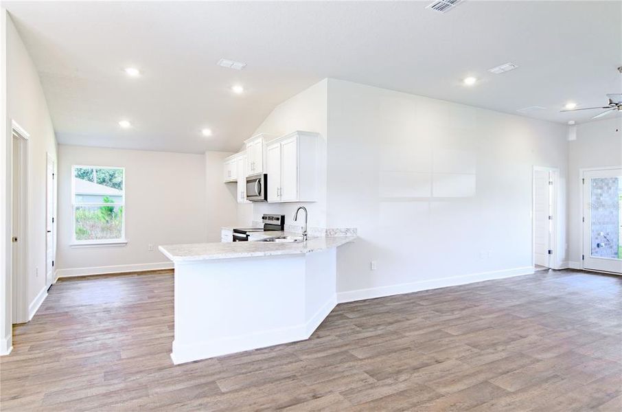 Furnished interior view inside a new home in Palm Coast, Palm Coast (Image 9).