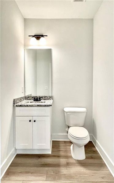 Furnished interior view inside a new home in , Waleska (Image 6).