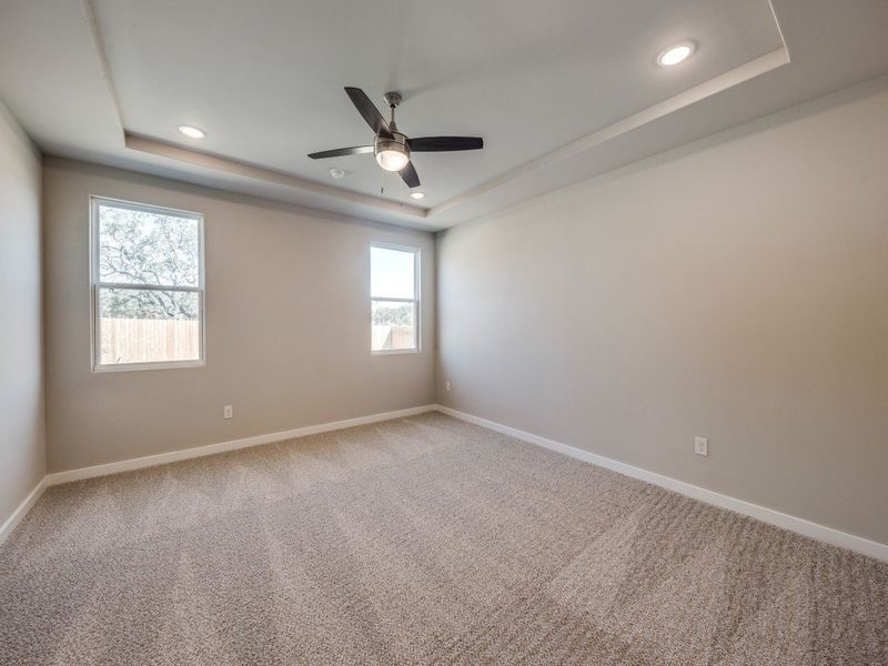Representative unfurnished interior of a home built from the Roswell by Hakes Brothers in Hunters Ranch, San Antonio (Image 19).