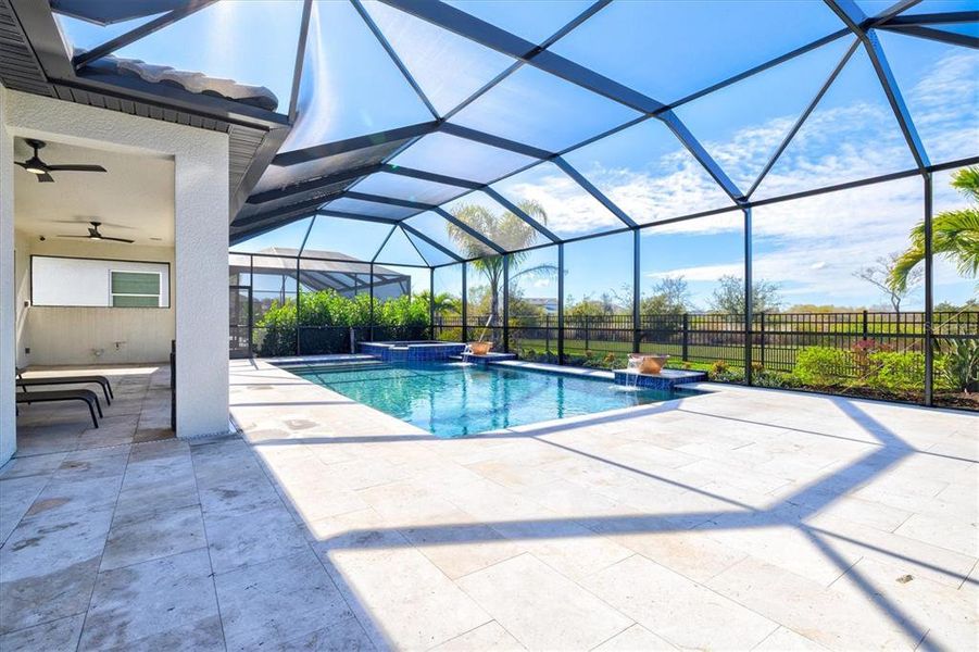 Exterior details and patio area of a home in , Bradenton (Image 33).