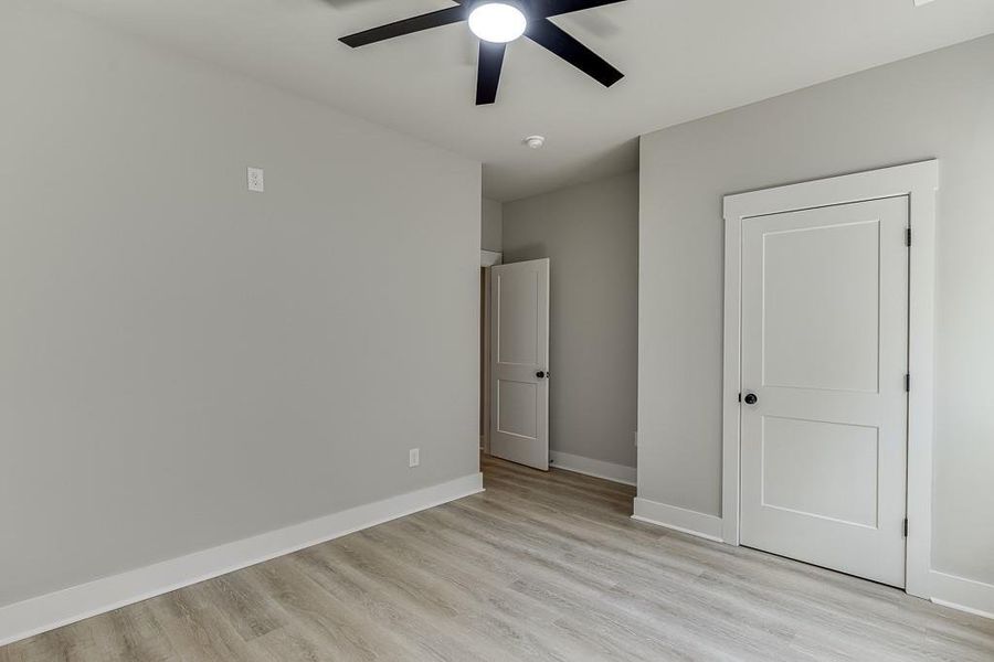 Spacious, unfurnished interior of a new home in , Jefferson (Image 42).