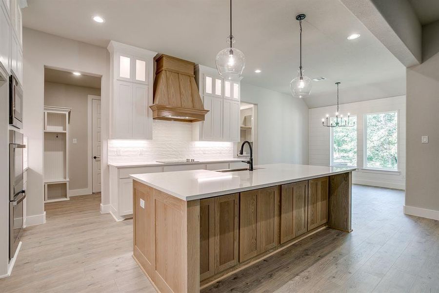 Furnished interior view inside a new home in Escondido Ranches, Poolville (Image 8). Furnished interior view inside a new home in Escondido Ranches, Poolville (Image 8).