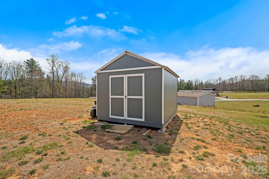 Exterior details and patio area of a home in , Hendersonville (Image 21).