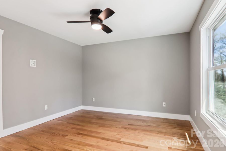 Spacious, unfurnished interior of a new home in , Hendersonville (Image 31).