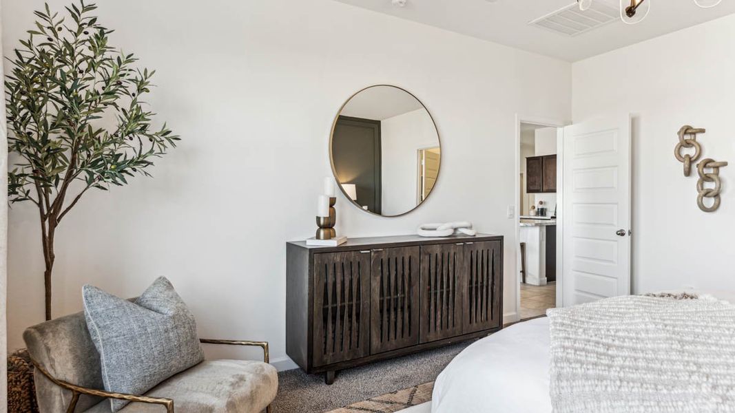 Furnished interior view inside a new home in Barnett Village, Marana (Image 16).