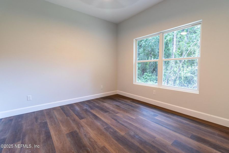 Spacious, unfurnished interior of a new home in , Melrose (Image 25).