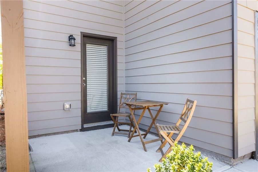 Exterior details and patio area of a home in Laurelwood, Douglasville (Image 3).