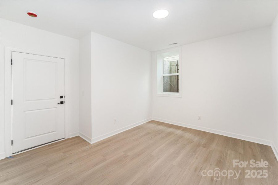 Spacious, unfurnished interior of a new home in , Charlotte (Image 34).