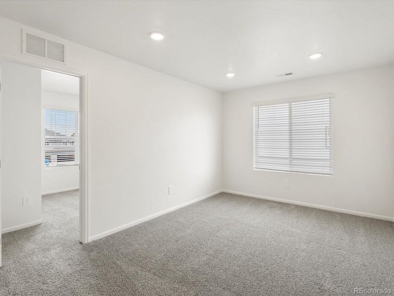 Spacious, unfurnished interior of a new home in Revere at Johnstown, Johnstown (Image 28).