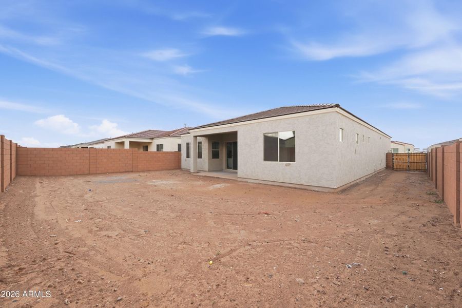 4064 E Desert Lilly Lane ~ Ready Now!