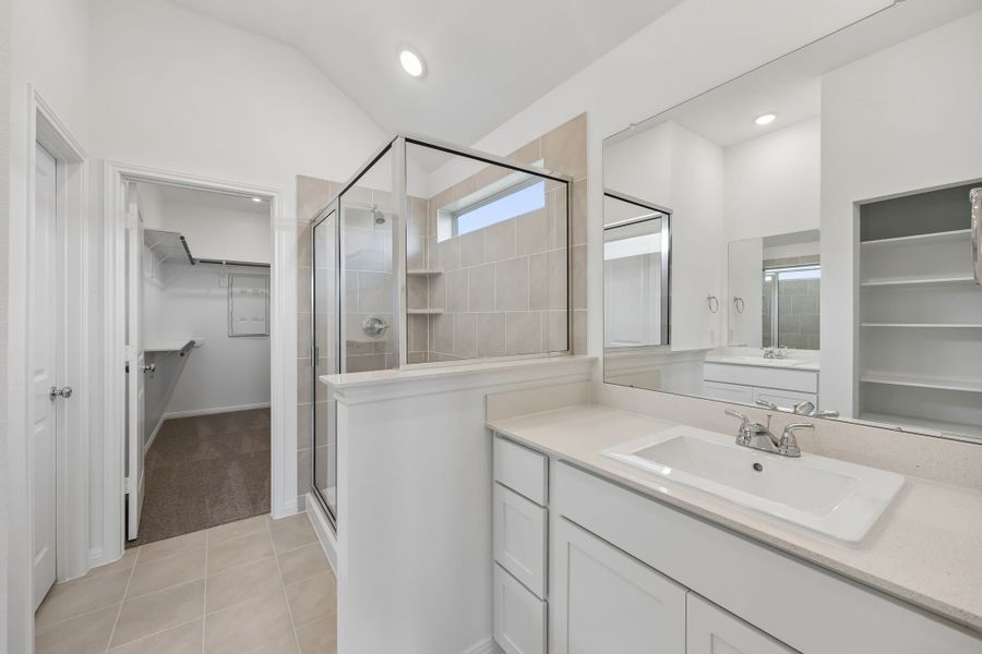 Furnished interior view inside a new home in Riviera Pines, Huffman (Image 12).