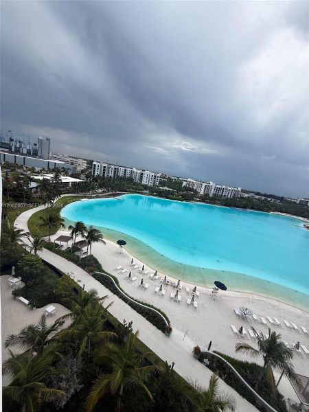 Community amenities in , North Miami (Image 39). Community amenities in , North Miami (Image 39).