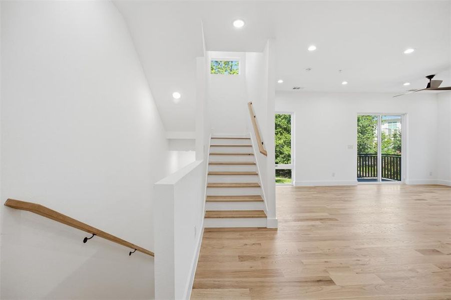 Spacious, unfurnished interior of a new home in , Dallas (Image 23).