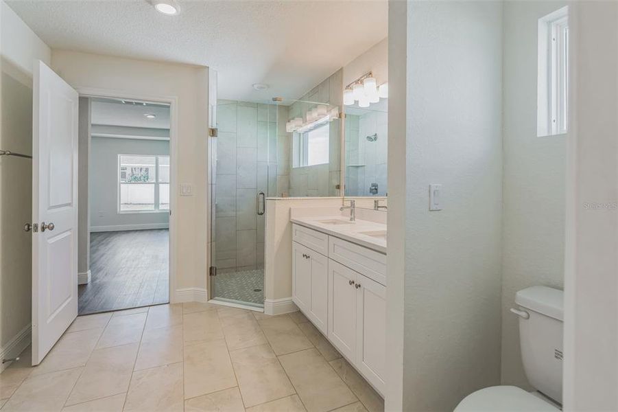 Furnished interior view inside a new home in , Ocala (Image 4).