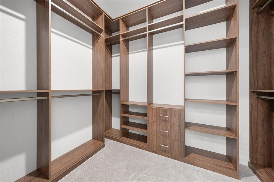 Spacious, unfurnished interior of a new home in Heath Golf and Yacht, Heath (Image 33).