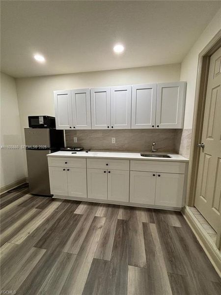 Furnished interior view inside a new home in , Lehigh Acres (Image 9).