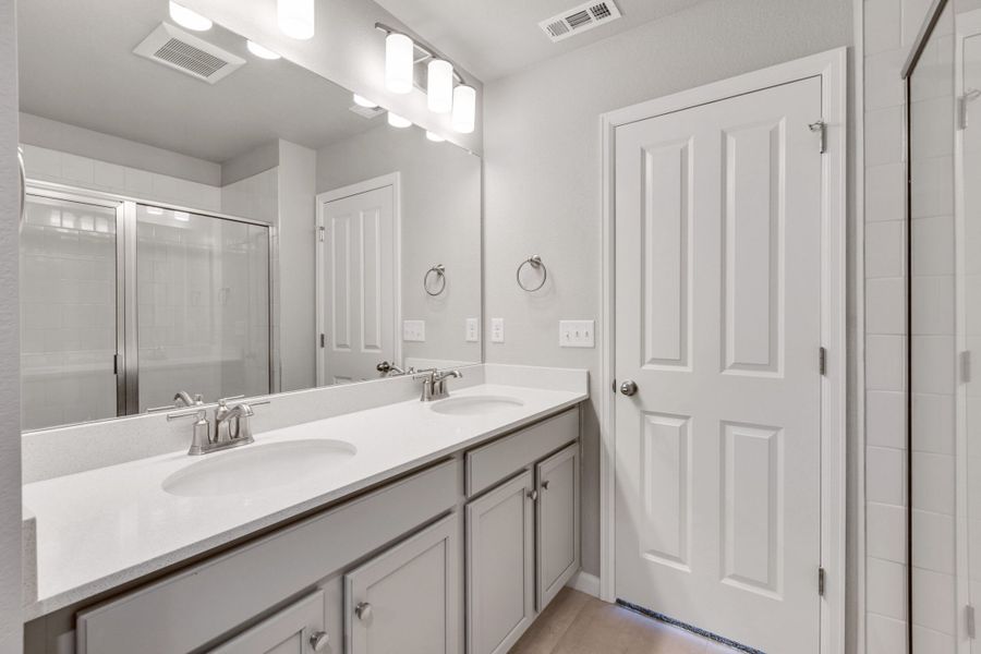 Furnished interior view inside a new home in Spring Valley, Longmont (Image 10).