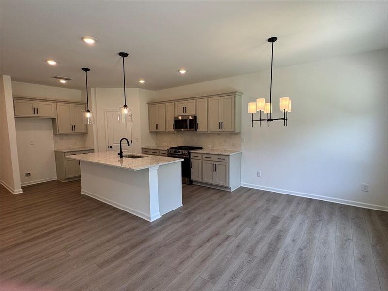 Furnished interior view inside a new home in Creekside, Dawsonville (Image 10).