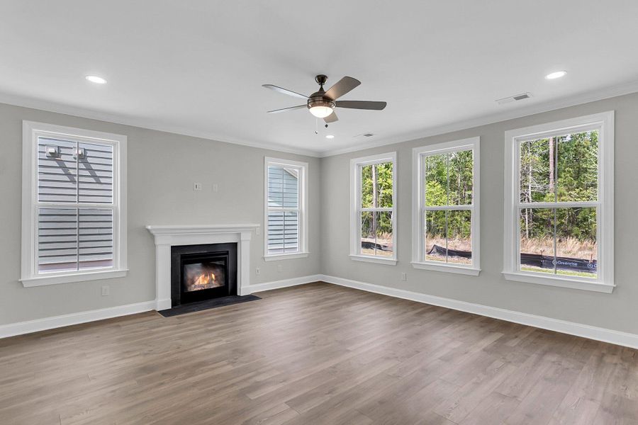 Spacious, unfurnished interior of a new home in Phillips Crossing, Ridgeville (Image 16).