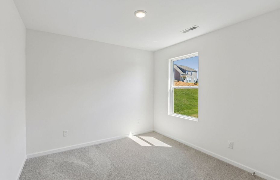 Spacious, unfurnished interior of a new home in Independence at Carter's Station, Columbia (Image 34).