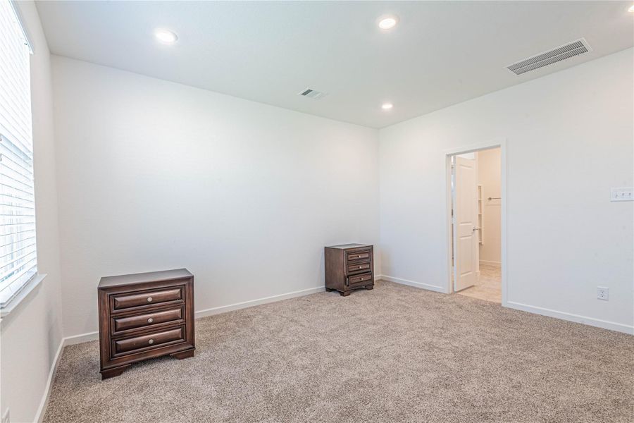 Spacious, unfurnished interior of a new home in Mason Woods 50s, Cypress (Image 22).