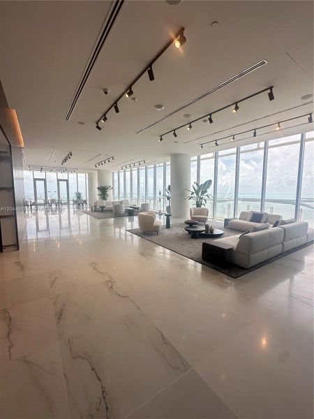 Community amenities in Aston Martin Residences, Miami (Image 26).