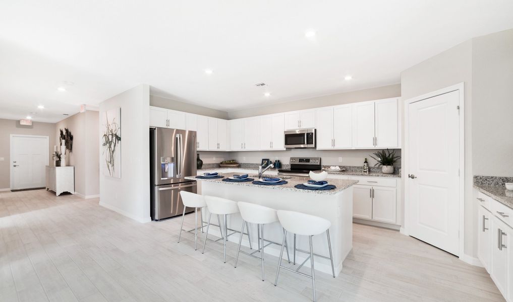 Expansive kitchen