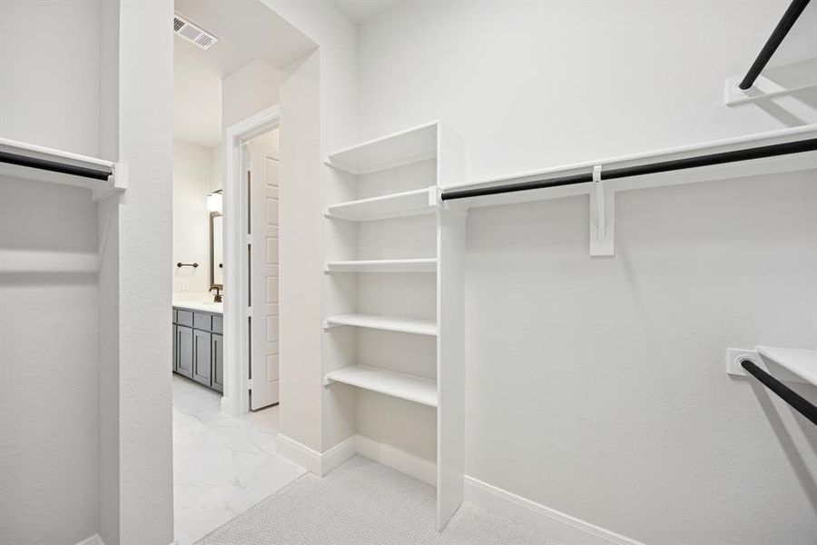 Spacious, unfurnished interior of a new home in Mantua Point Gardens, Van Alstyne (Image 26). Spacious, unfurnished interior of a new home in Mantua Point Gardens, Van Alstyne (Image 26).