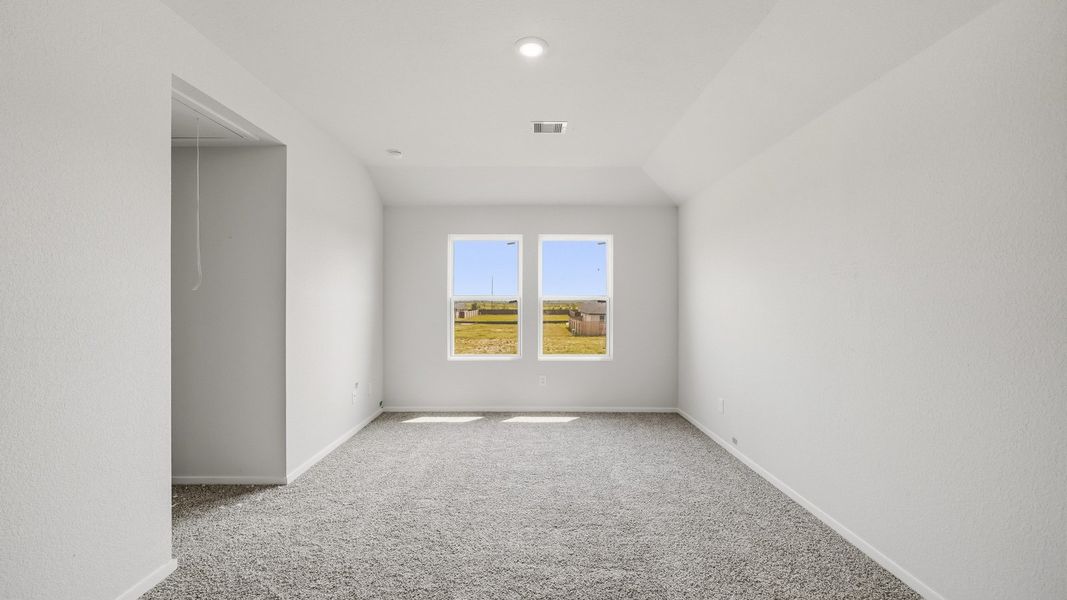 Spacious, unfurnished interior of a new home in Sunterra Lakes, Brookshire (Image 17). Spacious, unfurnished interior of a new home in Sunterra Lakes, Brookshire (Image 17).