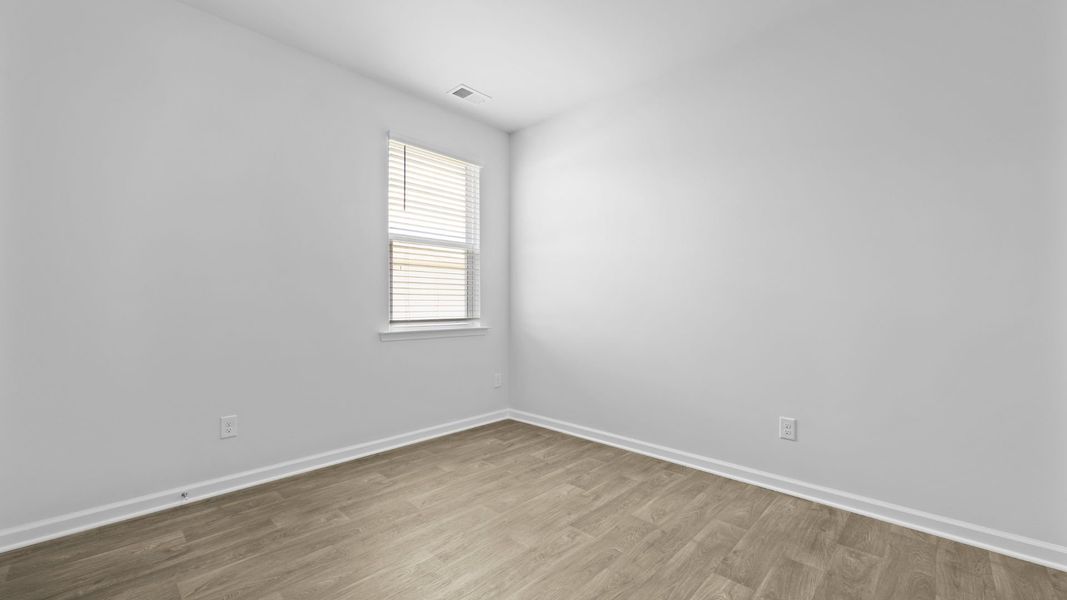 Representative unfurnished interior of a home built from the ARIA by D.R. Horton in The Ranch, Holly Hill (Image 11).