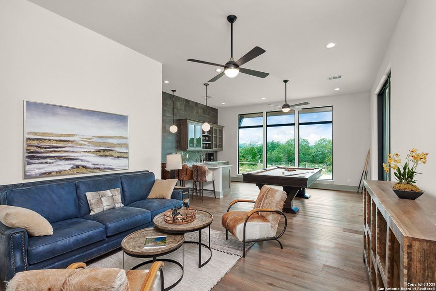 Furnished interior view inside a new home in , Boerne (Image 9).