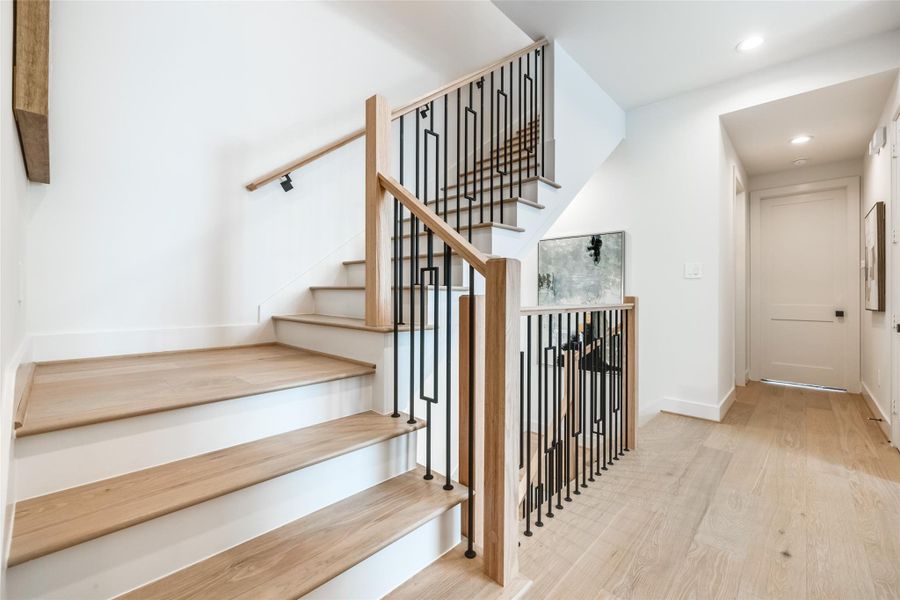 Spacious, unfurnished interior of a new home in , Houston (Image 25). Spacious, unfurnished interior of a new home in , Houston (Image 25).