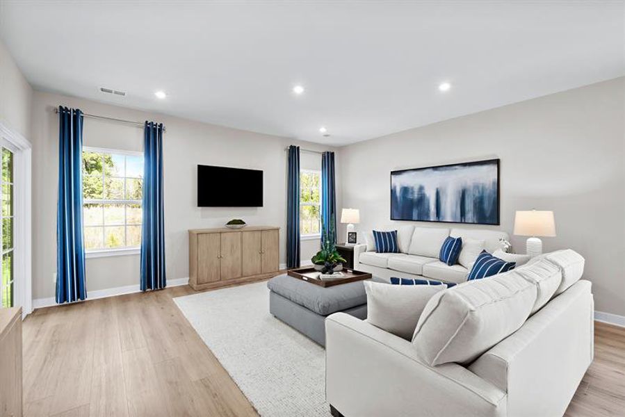 Representative furnished interior of a home built from the Palladio Ranch by Ryan Homes in Ravenfield, Charlotte (Image 31).