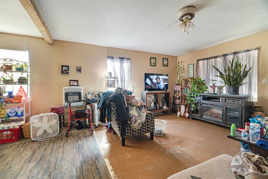 Furnished interior view inside a new home in , Sumner (Image 7).