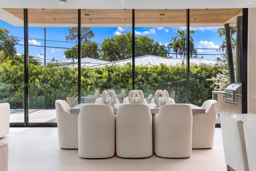 Community amenities in , Miami Beach (Image 57).