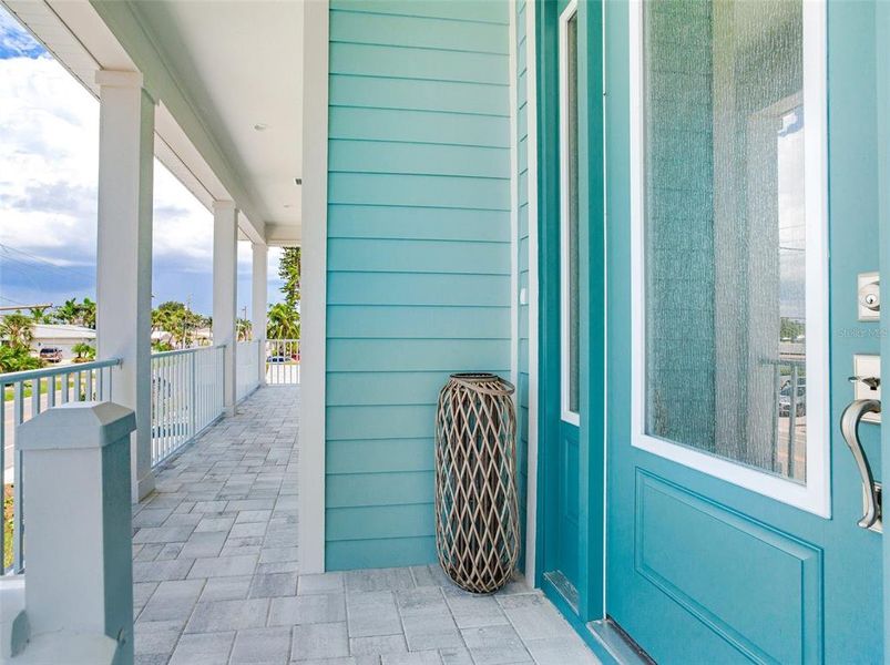 Furnished interior view inside a new home in , Treasure Island (Image 40).