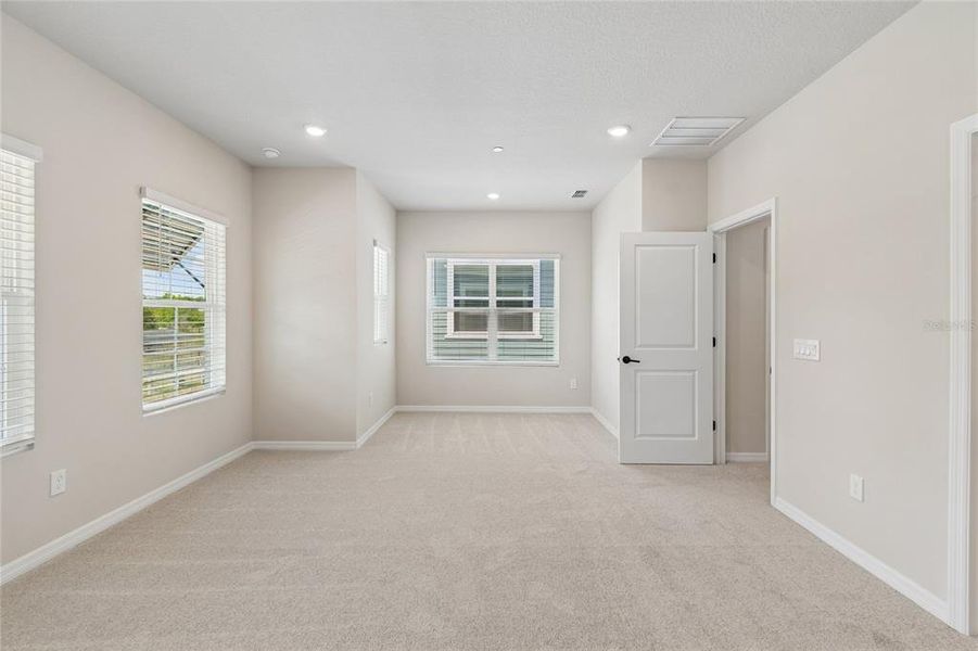 Spacious, unfurnished interior of a new home in , Orlando (Image 24). Spacious, unfurnished interior of a new home in , Orlando (Image 24).