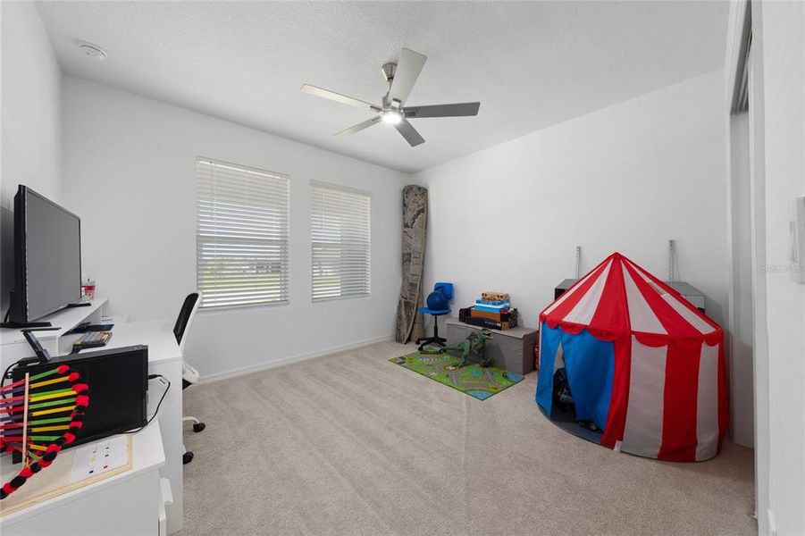 Furnished interior view inside a new home in , Kissimmee (Image 11).