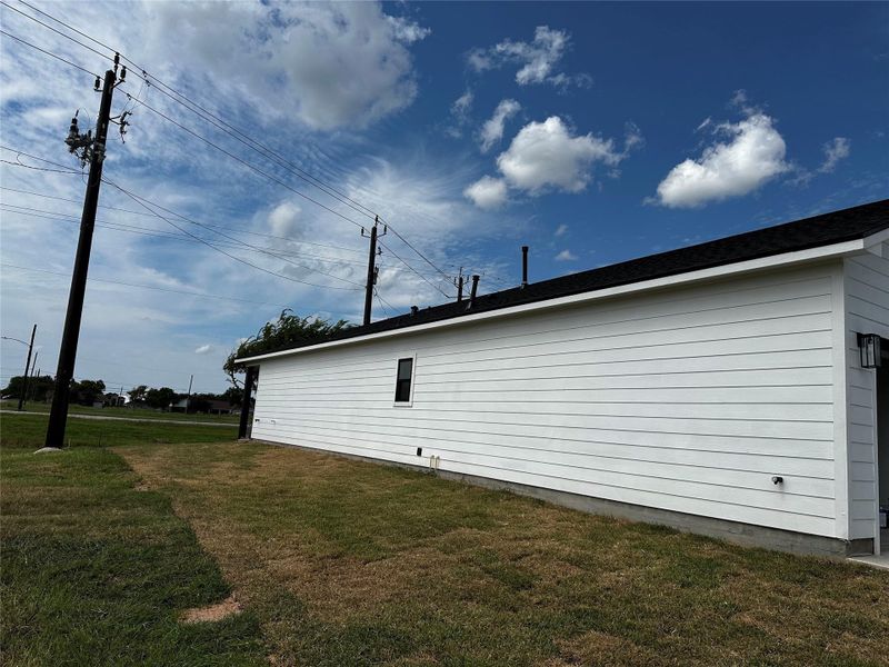 Front exterior of a new home in , Freeport, TX, highlighting curb appeal (Image 18). Front exterior of a new home in , Freeport, TX, highlighting curb appeal (Image 18).