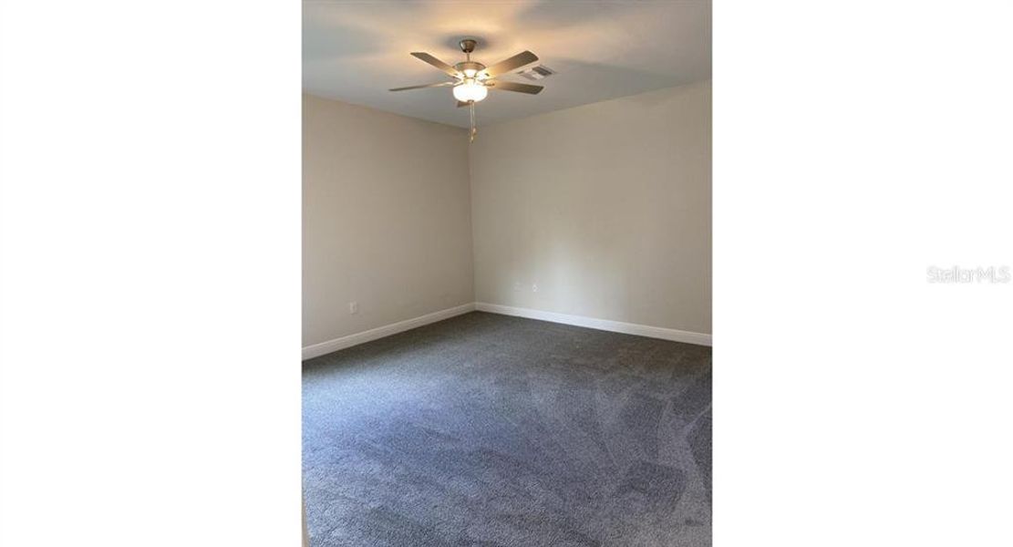 Spacious, unfurnished interior of a new home in , North Port (Image 15).